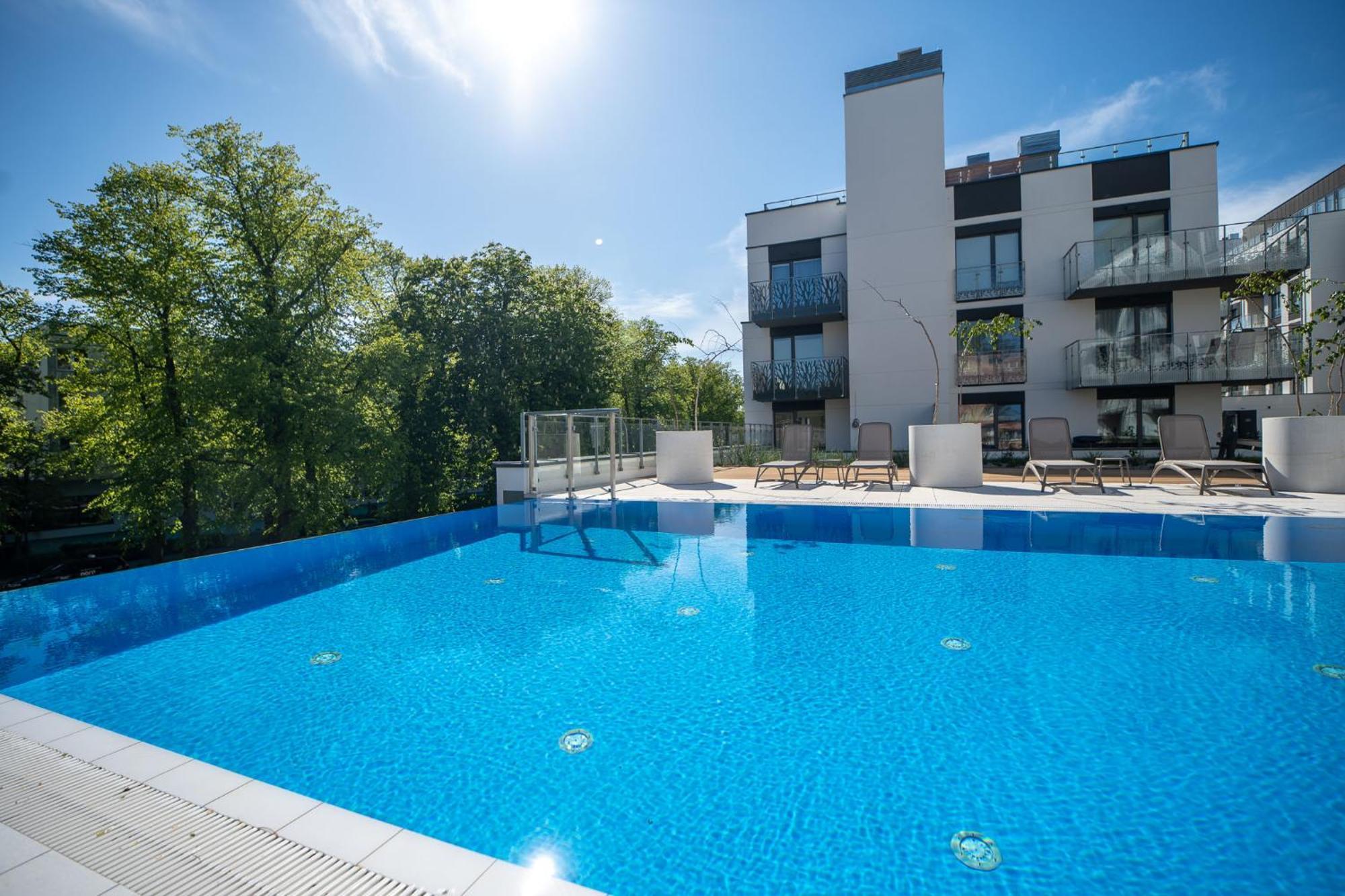 Faro Apartamenty Nadmorskie Tarasy Spa Przy Latarni I Molo Baseny, Sauny, Fitness I Parking W Cenie Kolobrzeg Exterior photo