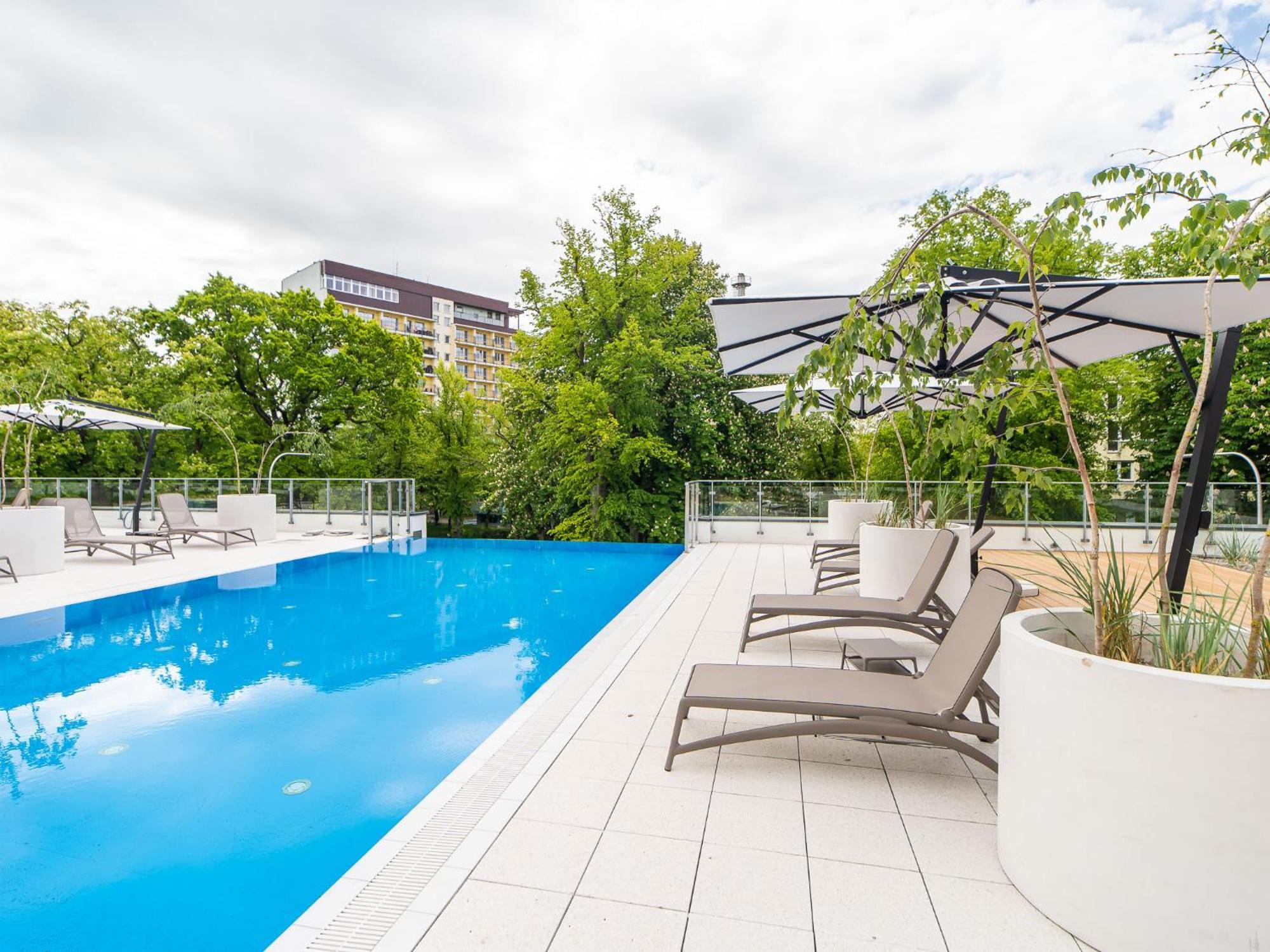 Faro Apartamenty Nadmorskie Tarasy Spa Przy Latarni I Molo Baseny, Sauny, Fitness I Parking W Cenie Kolobrzeg Exterior photo