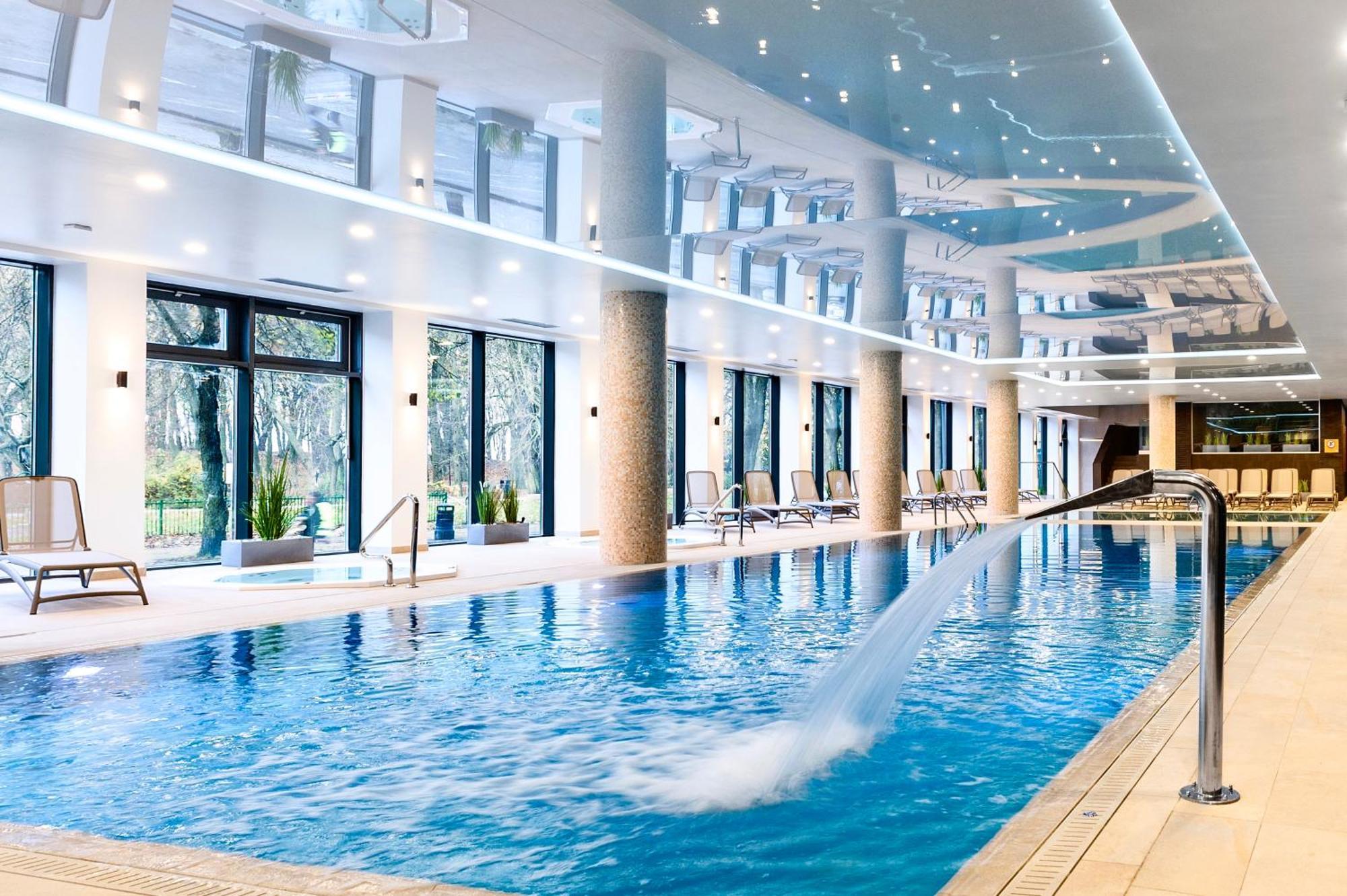 Faro Apartamenty Nadmorskie Tarasy Spa Przy Latarni I Molo Baseny, Sauny, Fitness I Parking W Cenie Kolobrzeg Exterior photo