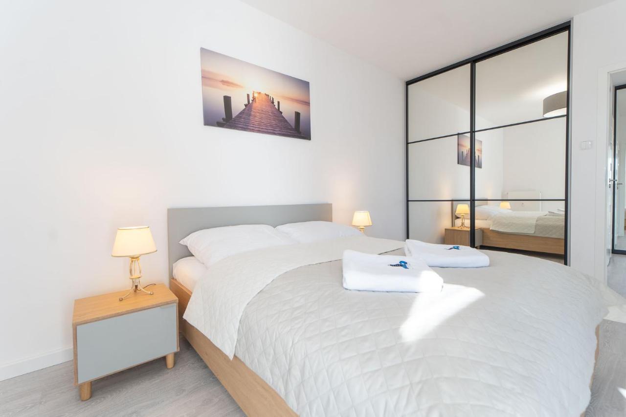 Faro Apartamenty Nadmorskie Tarasy Spa Przy Latarni I Molo Baseny, Sauny, Fitness I Parking W Cenie Kolobrzeg Exterior photo